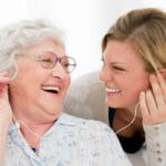 anziani-musica-benefici